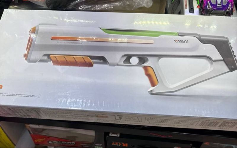 Suv sepadigan avtomat uyinchoq