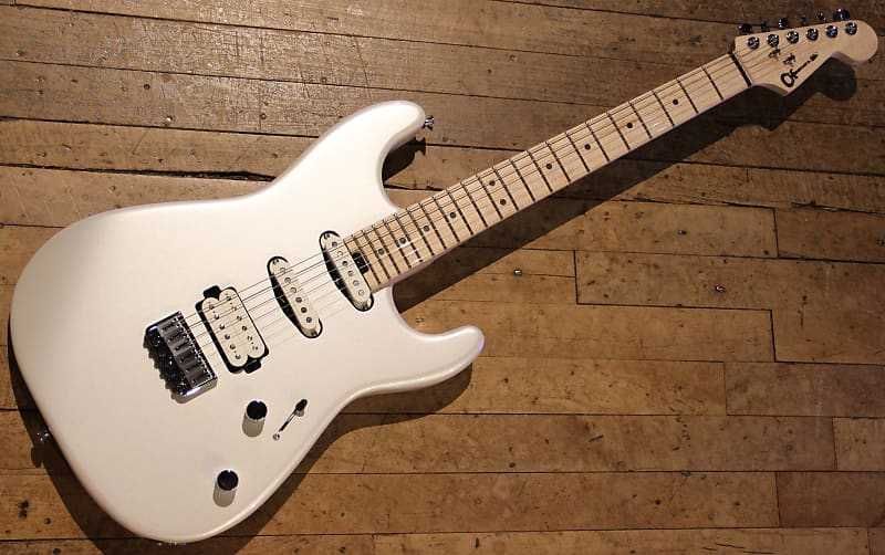 Charvel Pro-Mod San Dimas Style 1 HSS HT M Platinum Pearl Charvel Pro-Mod San Dimas Style 1 HSS HT M Platinum Pearl