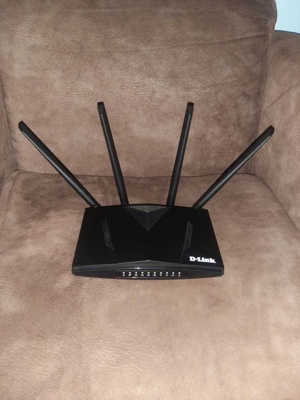Wifi Router D-Link (DWR-M921) Состояние отличное пользовались мало. Wifi Router D-Link (DWR-M921) Состояние отличное пользовались мало.