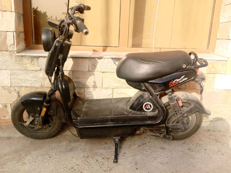 Skuter Armada motors Skuter Armada motors