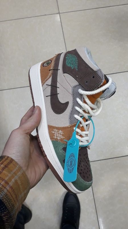 Кроссовки высокие Nike air jordan 1 вуду