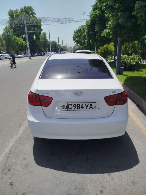 Hyundai E16 продается
