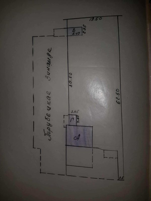 Продаётся коттедж с большим участком в центре Газалкента