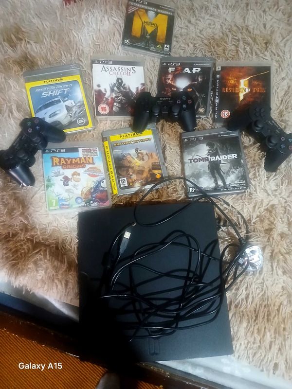 Продам плейстейшен PS3