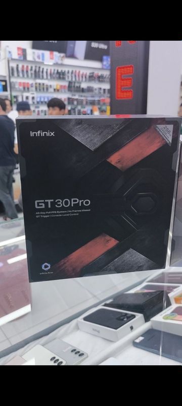 infinix GT 30 pro 24/256 yangi qora infinix GT 30 pro 24/256 yangi qora