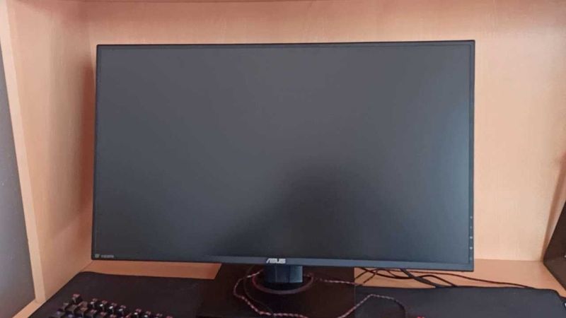 Asus vg278 165hz 0.5 10 dona bor