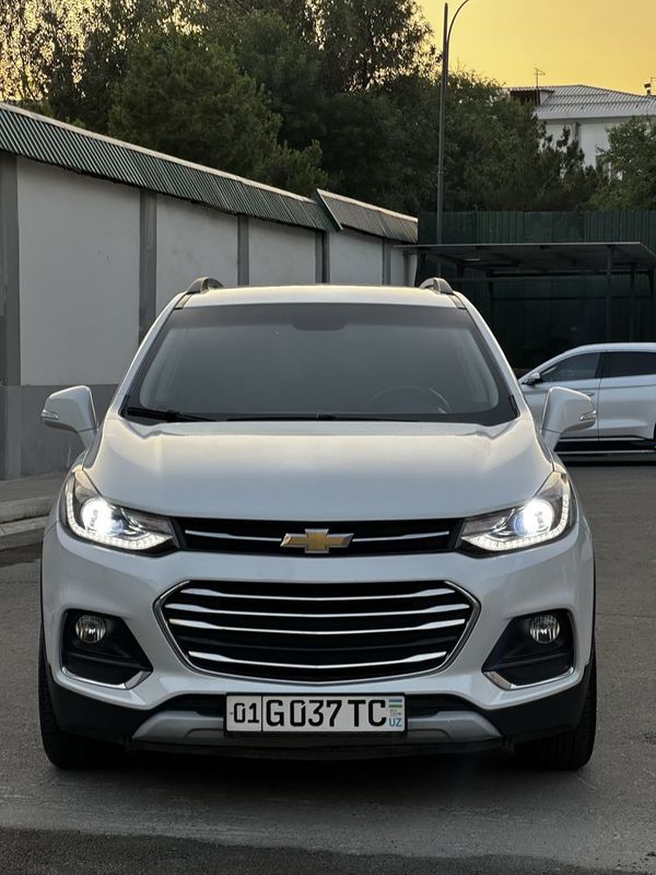 Tracker 1 Premier Tracker 1 Premier