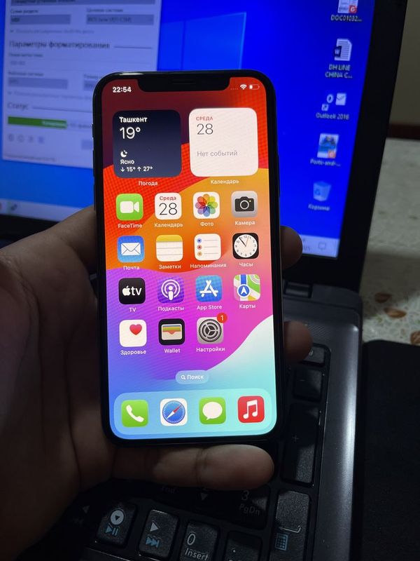 Продам iPhone XS 64 GB Gold ideal Продам iPhone XS 64 GB Gold ideal