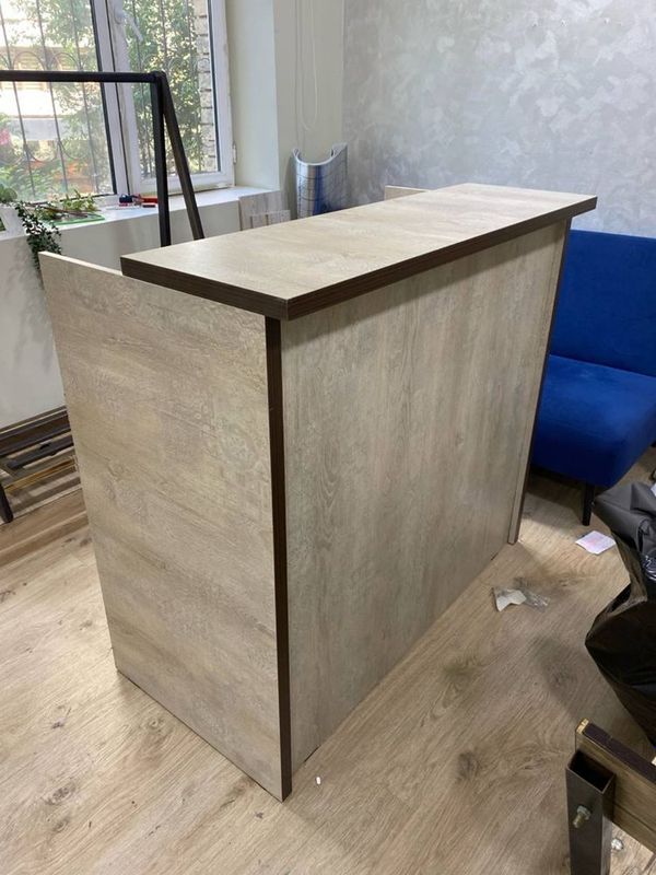 Консоль для офиса , магазина , салона красоты Консоль для офиса , магазина , салона красоты