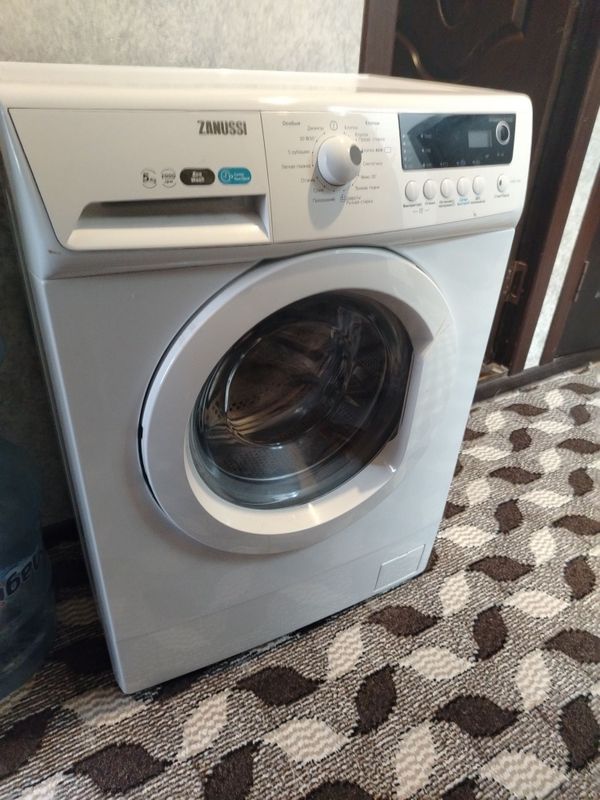 Стиральная машина ZANUSSI Стиральная машина ZANUSSI