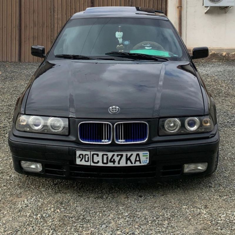 BMW sotiladi yili 1992