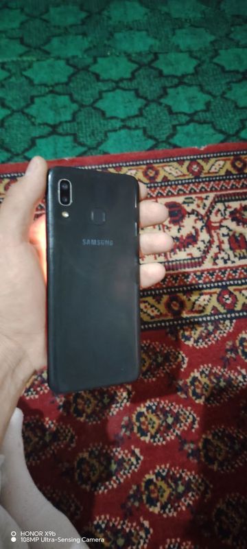 Samsung a 20 holati yaxshi