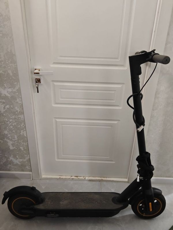 Электро самокат E-scooter Электро самокат E-scooter