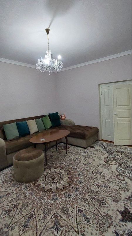 Nurafshon Oybekdan Uchaska Sotiladi Nurafshon Oybekdan Uchaska Sotiladi