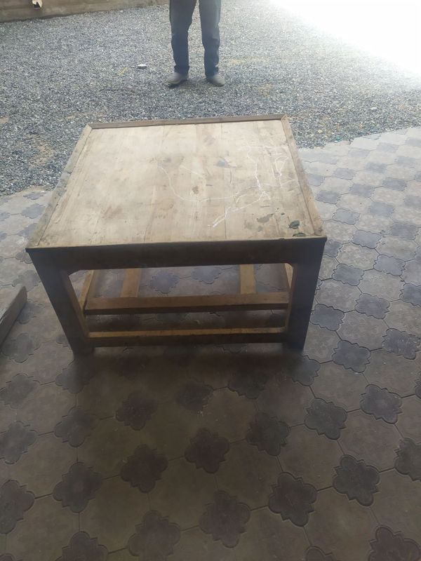 Sandali sotiladi yangi Sandali sotiladi yangi