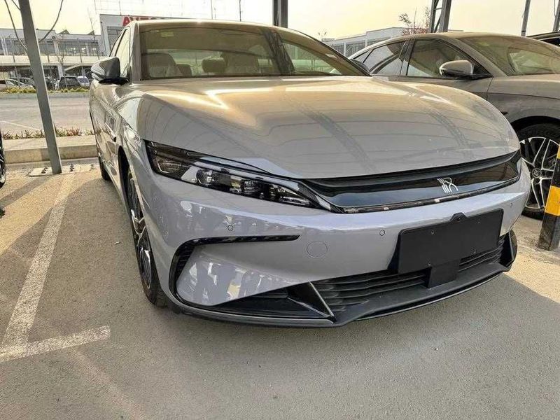 BYD han 701 full naxtga va nasiyaga BYD han 701 full naxtga va nasiyaga
