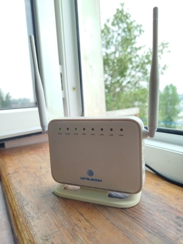 Wi-Fi роутер Huawei HG232f Wi-Fi роутер Huawei HG232f