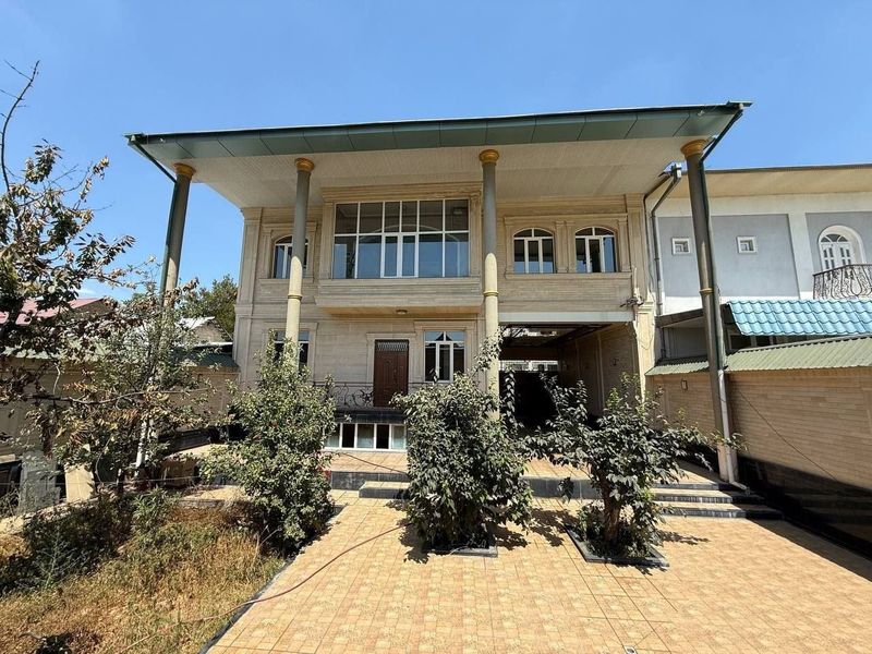 Yakkasaroy salamtina uchaska sotiladi Yakkasaroy salamtina uchaska sotiladi
