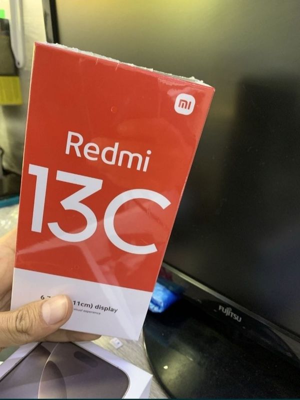 Redmi 13C 8/256 yangi telefon