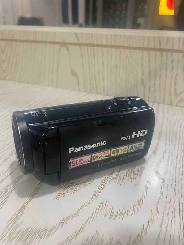 Продаётся видеокамера от Panasonic HC-V230M Продаётся видеокамера от Panasonic HC-V230M