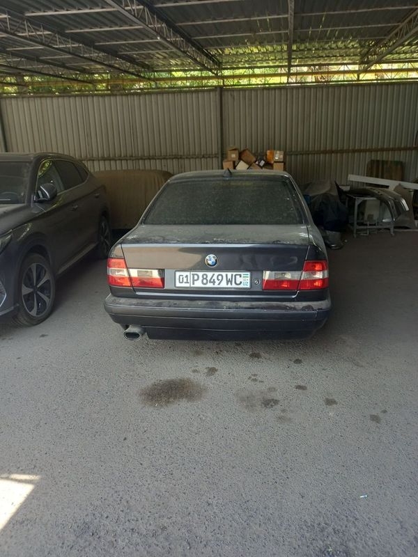 Srochni sotiladi bmw e34 2600