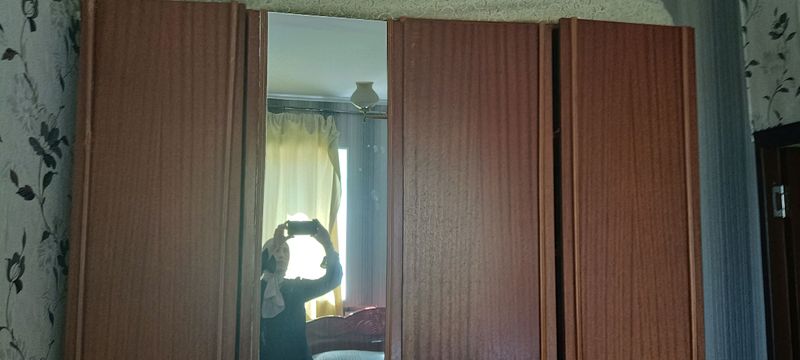 мебель спальни кроват шкаф тумбо тюромо мебель спальни кроват шкаф тумбо тюромо