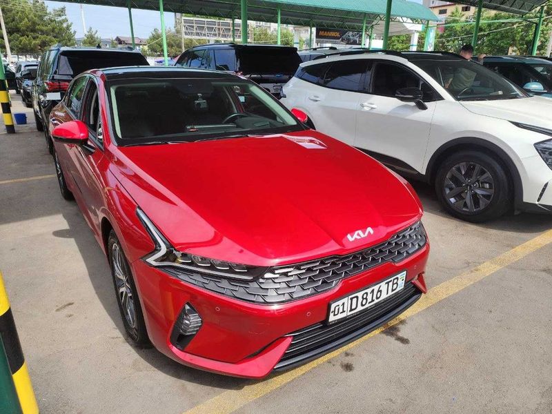 Продам машину Kia K-5 style 2.5 GTI Продам машину Kia K-5 style 2.5 GTI