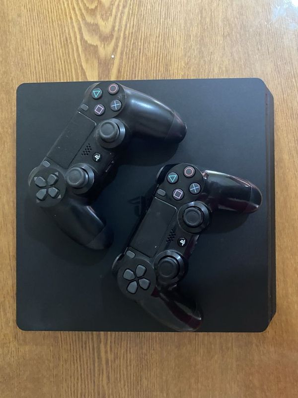 Playstation 4 slim 500 Gb
