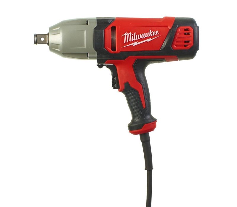 Гайковерт ударный Milwaukee IPWE 520 R Гайковерт ударный Milwaukee IPWE 520 R