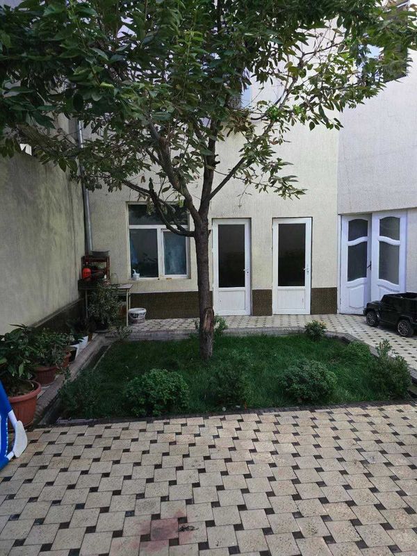 Srochno na BADAMZARE продаётся уютный Dom. Srochno na BADAMZARE продаётся уютный Dom.