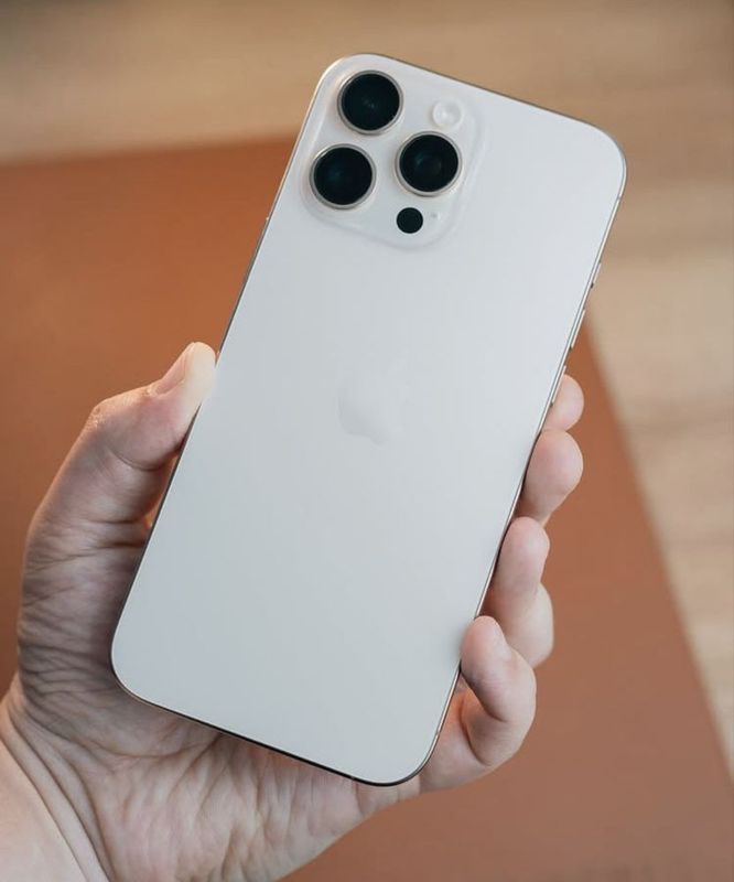 Iphone 16 pro max 16 sikl sotiladi Iphone 16 pro max 16 sikl sotiladi