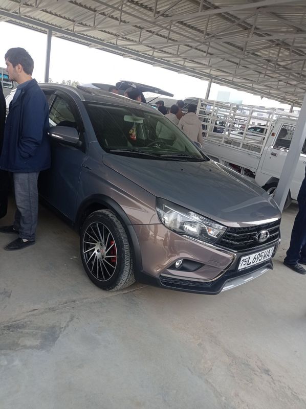 Lada Vesta Cross