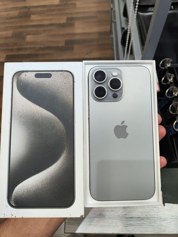 iPhone 15 pro max 256gb esim iPhone 15 pro max 256gb esim