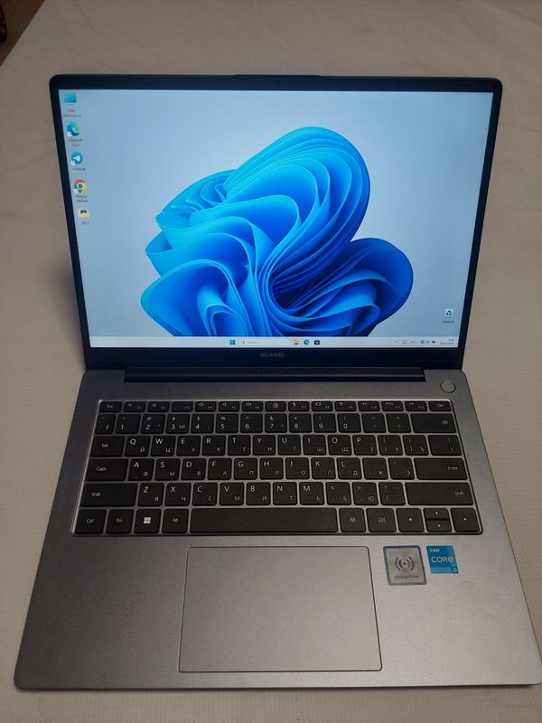 Huawei 14 i3-1215U/8/256 ideal yengide! Huawei 14 i3-1215U/8/256 ideal yengide!