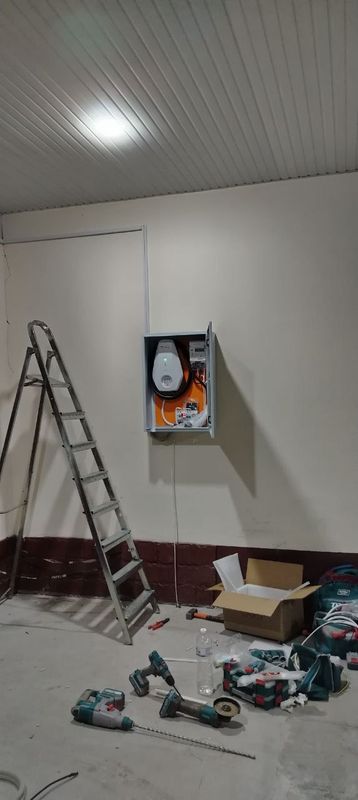 Установка зарядное устройство для Электромобилей. 7квт зарядка установ Установка зарядное устройство для Электромобилей. 7квт зарядка установ