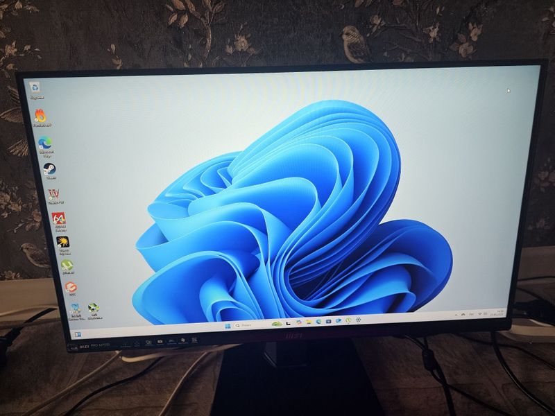 Монитор 120hz fullhd MSI Pro 251 Монитор 120hz fullhd MSI Pro 251