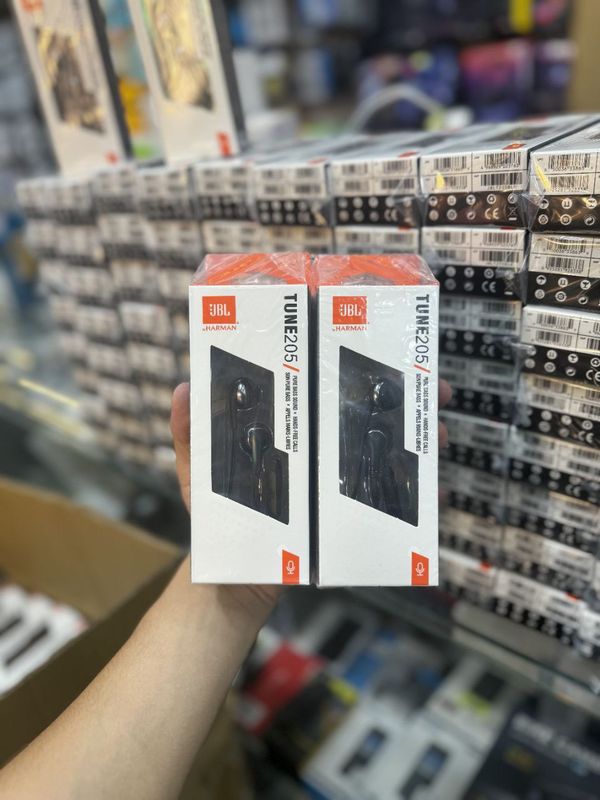 Проводные наушники JBL Tune 205