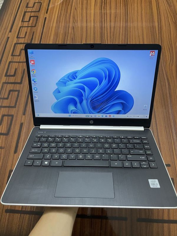 HP 14-DQ1XXX i3-1005G1 HP 14-DQ1XXX i3-1005G1