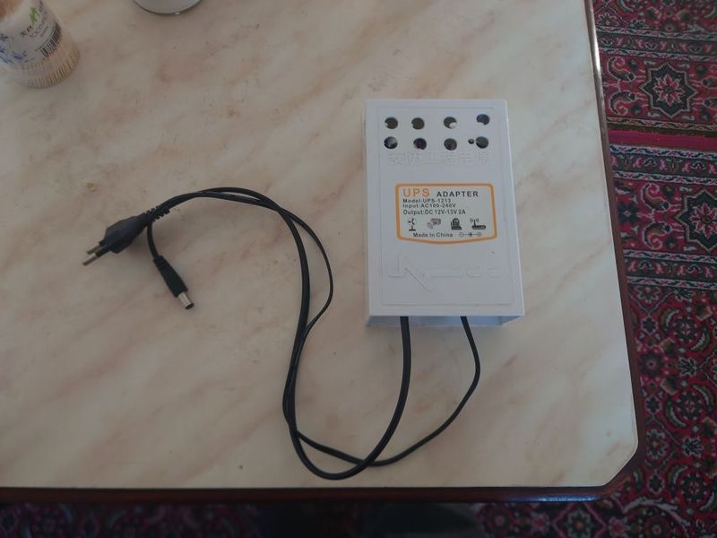 UPS 12V для роутеров, маршрутизаторов и хабов