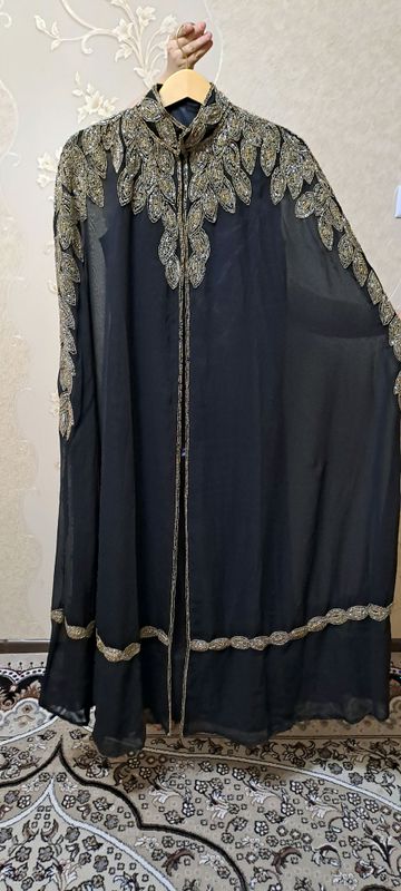 Shifokor abaya