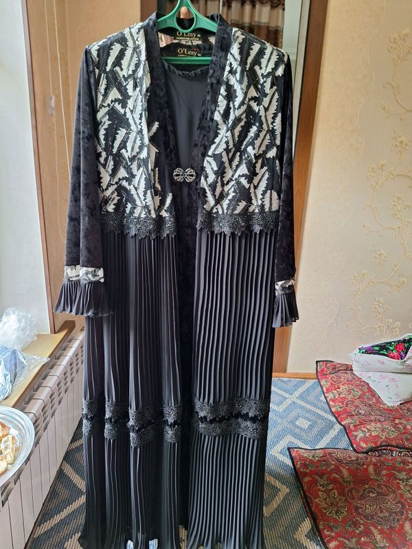 katta toshlilar uchun koylak 1 martda kiyilgan katta toshlilar uchun koylak 1 martda kiyilgan