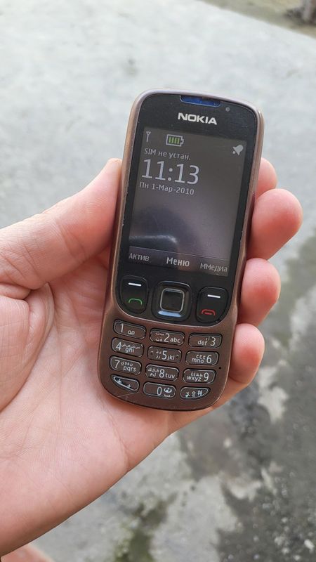 Nokia 6303i choco sotladi uz imeya otgan