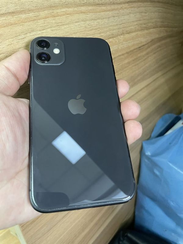Iphone 11 qora holati yaxshi Iphone 11 qora holati yaxshi