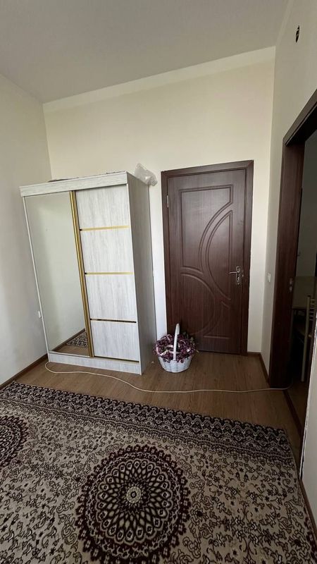 Ijaraga qizlar olinadi