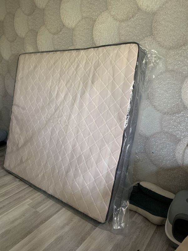 Продам матрац 180*200 Продам матрац 180*200