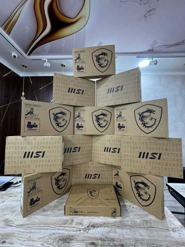 MSI THIN i7-13620H/DDR4 8GB/512GB SSD/RTX4050 6GB/15.6 FHD IPS 144hz