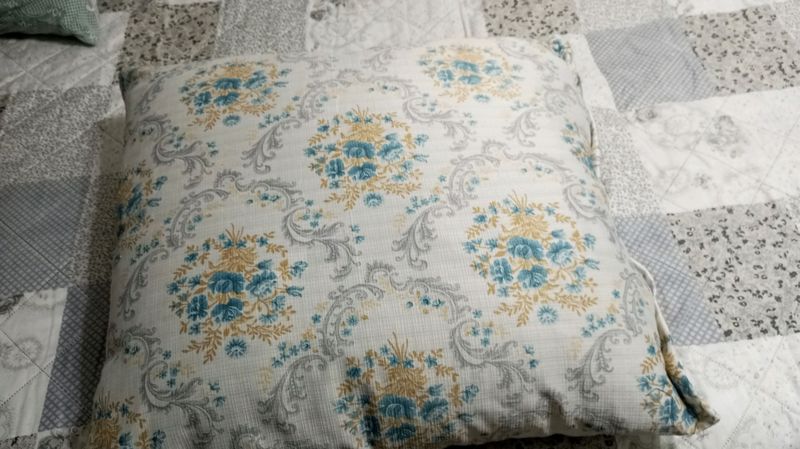продам подушки из пера обращаться тел продам подушки из пера обращаться тел