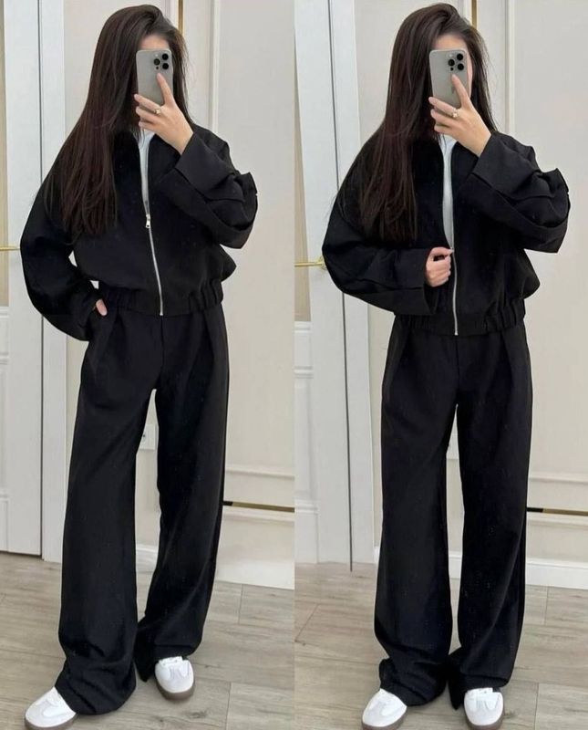Ayollar sport kostyumi