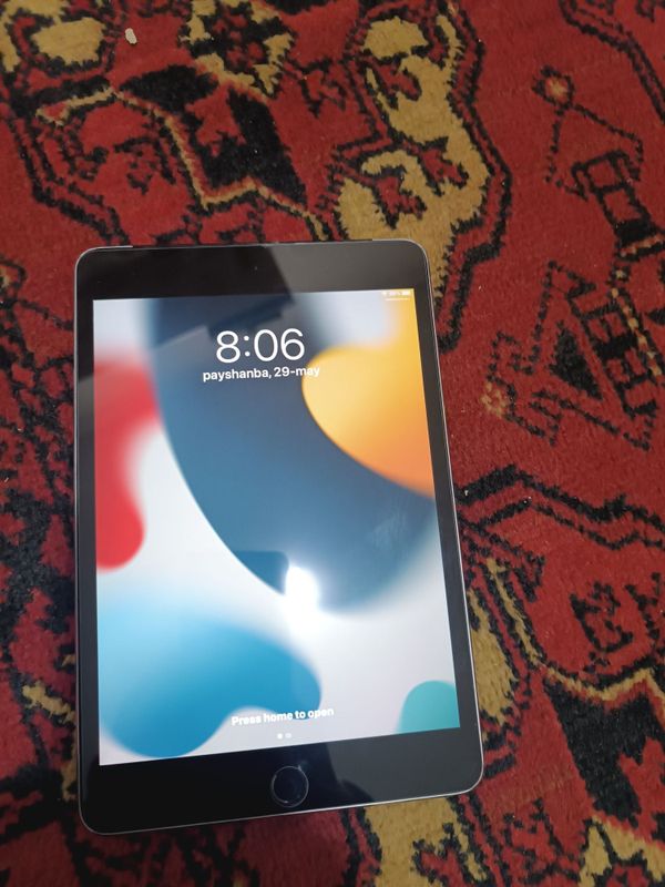 Ipad mini 4 xotirasi 128 wifi yomkst 84 lla region rangi front black Ipad mini 4 xotirasi 128 wifi yomkst 84 lla region rangi front black