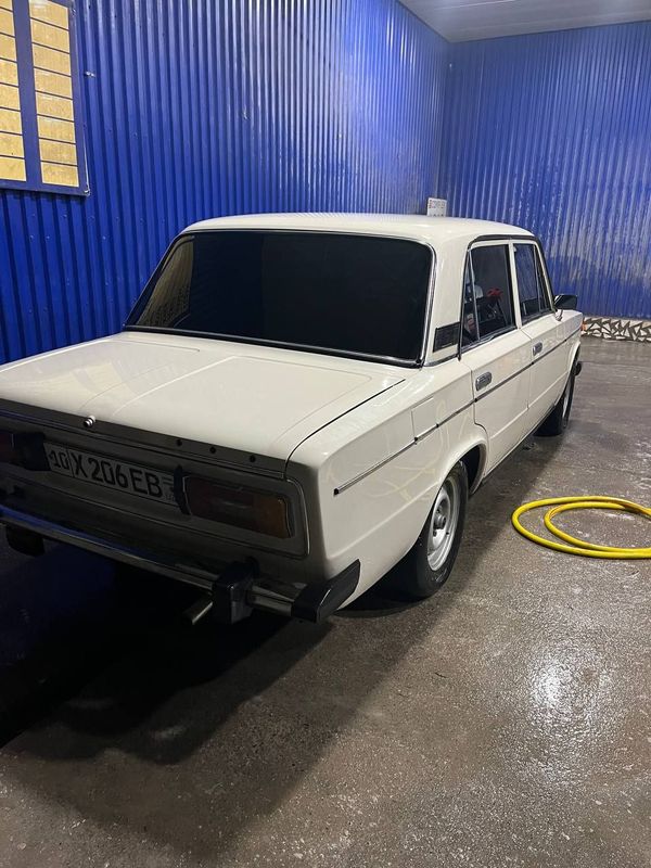 Vaz 2106 sotiladi